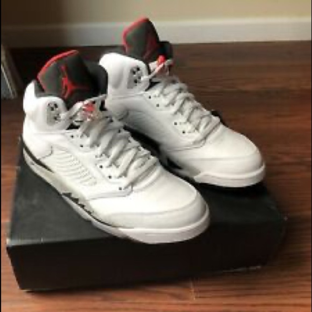 Air Jordan 5 cement 2017